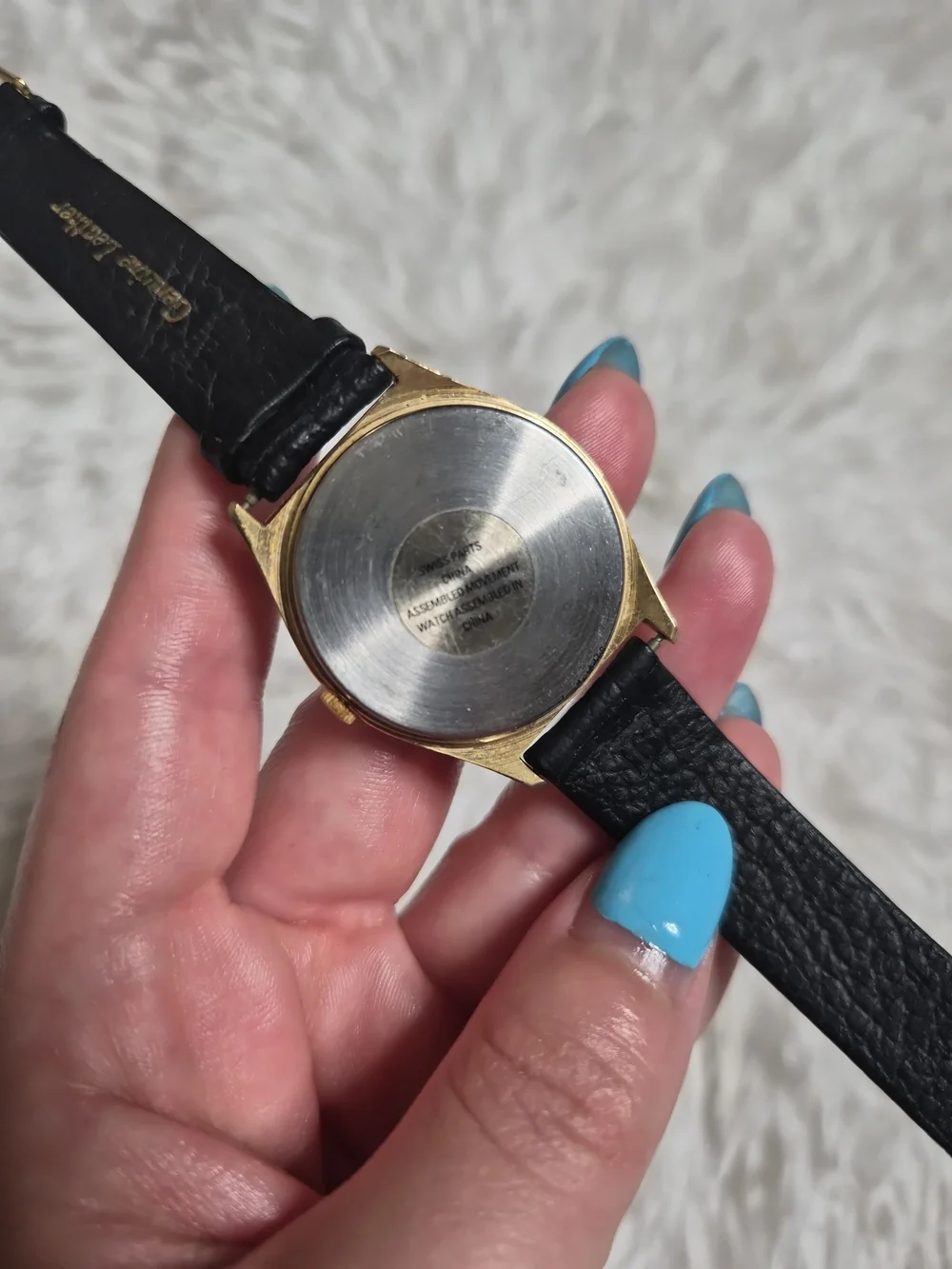 Vintage The Kids On The Block Watch Black Leather Band Gold Tone Round Face Pupp